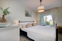 La Cala gorgeous 2 bedroom apartment with stunning gardens, pools and sea views - B&B Mijas Costa