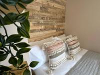 Apartment with Shower