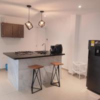 Hermoso Apartamento nuevo, acogedor, privado, super aseado, excelente ubicación! - B&B