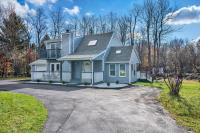 Heart of Pocono Mtn 3bd 2ba Gameroom Pocono Raceway - Chambres d’hôtes Long Pond