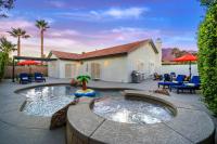 B&B Palm Springs - NEW! The Blue Cactus - Pool, Spa, Game Room - Bed and Breakfast Palm Springs