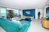 Stylish Tasteful Maroochy Escape - B&B