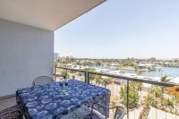 Spectacular Marina Views Apartment - Bed and Breakfast Larrakeyah