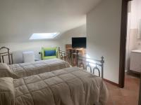 Doppel-/Zweibettzimmer mit eigenem Bad