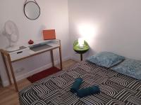 paris appartment 30 m2 paris 2 beds subway station 13 and 14 and 4 - B&B