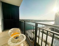 Vibrant 2BR Lake View withPool&Gym Access 430B1 - Ferienwohnung Abu Dhabi
