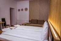 Standard Zimmer mit Kingsize-Bett