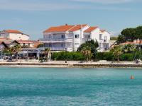 Paradiso, No 3 - B&B