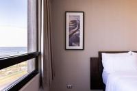 King Room with Ocean View - Non-Smoking