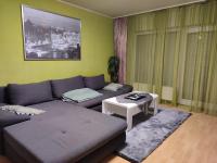 B&B Flörsheim - Komfortable Ferienwohnung in Flörsheim-Weilbach - Bed and Breakfast Flörsheim