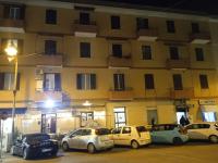 Adriatic Room 50 m dalla stazione Ferroviaria di Ciampino e dalla navetta aeroportuale - Chambres d’hôtes
