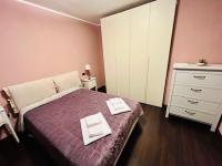 Incantevole Appartamento con Giardino - Garage Privato e Free Wifi - B&B Oulx