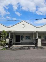 Air-home No 28 Simpang near Aulong Econsave, 3BR, 7pax, Netflix - Chambres d'hôtes Simpang