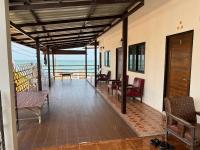 grandmabalcony - B&B