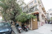 Homlee-Excellency 4BHK Apt in South Delhi - B&B