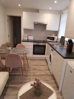 B&B Londres - 2 Bedroom serviced apartment - Bed and Breakfast Londres