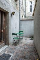 Duplex avec patio - Quartier historique - Ferienwohnung Moulins