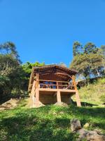 Chale Bamboo Sitio Bagre Pinheiro - B&B Joanópolis