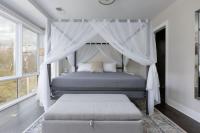 Modern Townhome, Large Game Room with Ping Pong, 10min to Downtown! Sleeps 10! - B&B Nashville