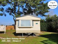 Charming 3-Bed Holiday Home in Poole Rockley Park - B&B