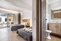 Junior Suite with Pool View