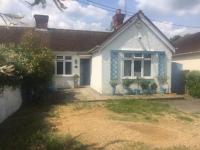 B&B Maidenhead - Modern bungalow with private swimming pool - Bed and Breakfast Maidenhead
