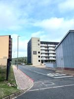 East Point 2bed 2bath Apt - Self Catering - Bed and Breakfast Durban