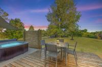 The Luxe/ Hot Tub/ On Bright Leaf Golf Course - Chambres d’hôtes