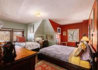 Queen Suite