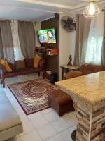 Zipcode Hideaway Guesthouse - B&B Portmore