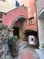 Ancient Tellaro - Free parking - B&B