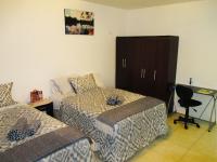 Apartamento com 1 Quarto