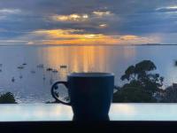 B&B Geelong - 2 Bedrooms Aptmt with Ocean View - Bed and Breakfast Geelong