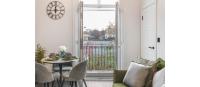 Green Bliss in the City: Comfortable 1-Bed Retreat - B&B