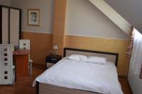 Driepersoonskamer met Badkamer