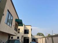 Eden Court Luxe - B&B Ogbojo