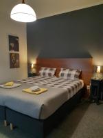 Tweepersoonskamer met 2 Aparte Bedden