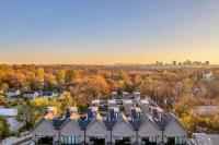 Rooftop Deck Patio and Garage Walk to Restaurants Coffee Brewery - B&B Nashville