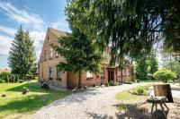 Villa with Garden View