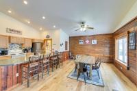 Charming Duplex with Patio 12 Mi to Grand Targhee!