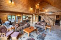 B&B Mora - Keystone Lodge - Private Log Home - Bed and Breakfast Mora