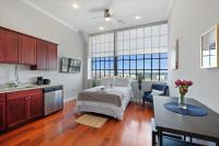 Luxury Studio Near Center City - B&B