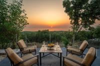 Villa Marilou - B&B Karyá