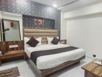 B&B Ahmedabad - Hotel Sun Shine - Bed and Breakfast Ahmedabad