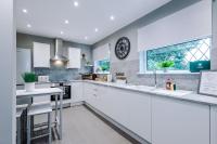 B&B Preston - Poplar House- Contractor Friendly 3 Bedroom Bright Modern House with a Sofa Bed - Bed and Breakfast Preston