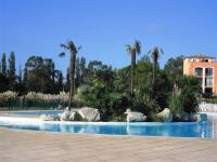 GASDON - Golfe de St-Tropez - Gassin - Studio cabine dans résidence avec piscine bord de mer - B&B