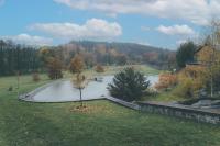 Chalupa s vlastním koupáním a rozlehlou zahradou - Bed and Breakfast Varvažov