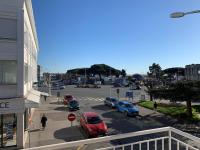 Royan - APPARTEMENT au coeur du CENTRE-VILLE - PLAGE à 200m SEULEMENT - Chambres d’hôtes