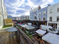 Portobello Market View from the balcony of this splendid 1 Bed Flat - B&B