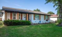 LUX ~Pet Friendly Richardson 3 bedroom 1 story Home~ - Bed and Breakfast